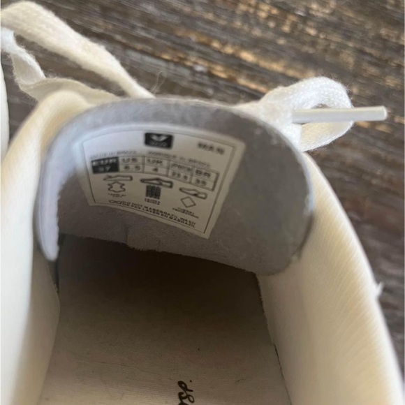 Veja sneakers, size 37, in excellent condition, tried on, not worn outside. - Picture 6 of 6